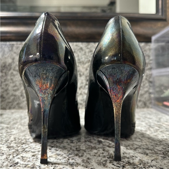 Gucci Patent Leather Peep-toe Horsebit Pumps - Picture 4 of 11